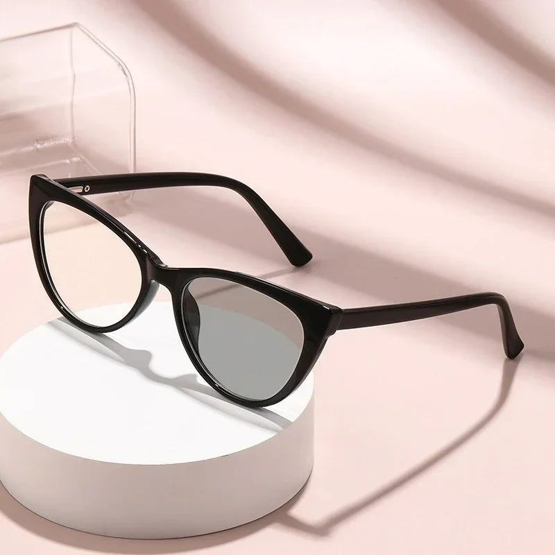Women's Cat Eye Photochromic Glasses | Myopia Options