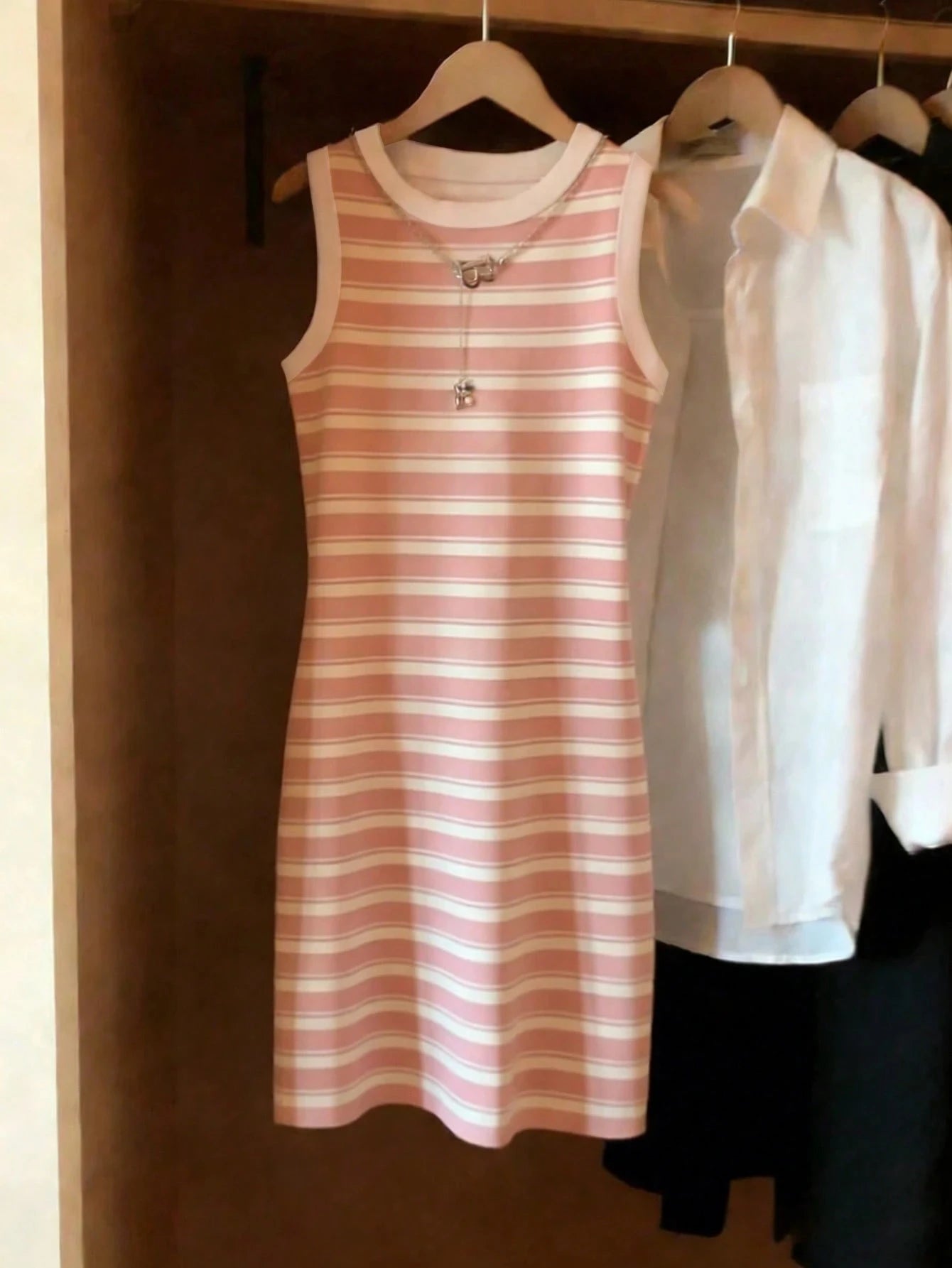 Women's Spring/Summer Casual Elegant Sleeveless Slim-Fit Round Neck Striped Print Dress