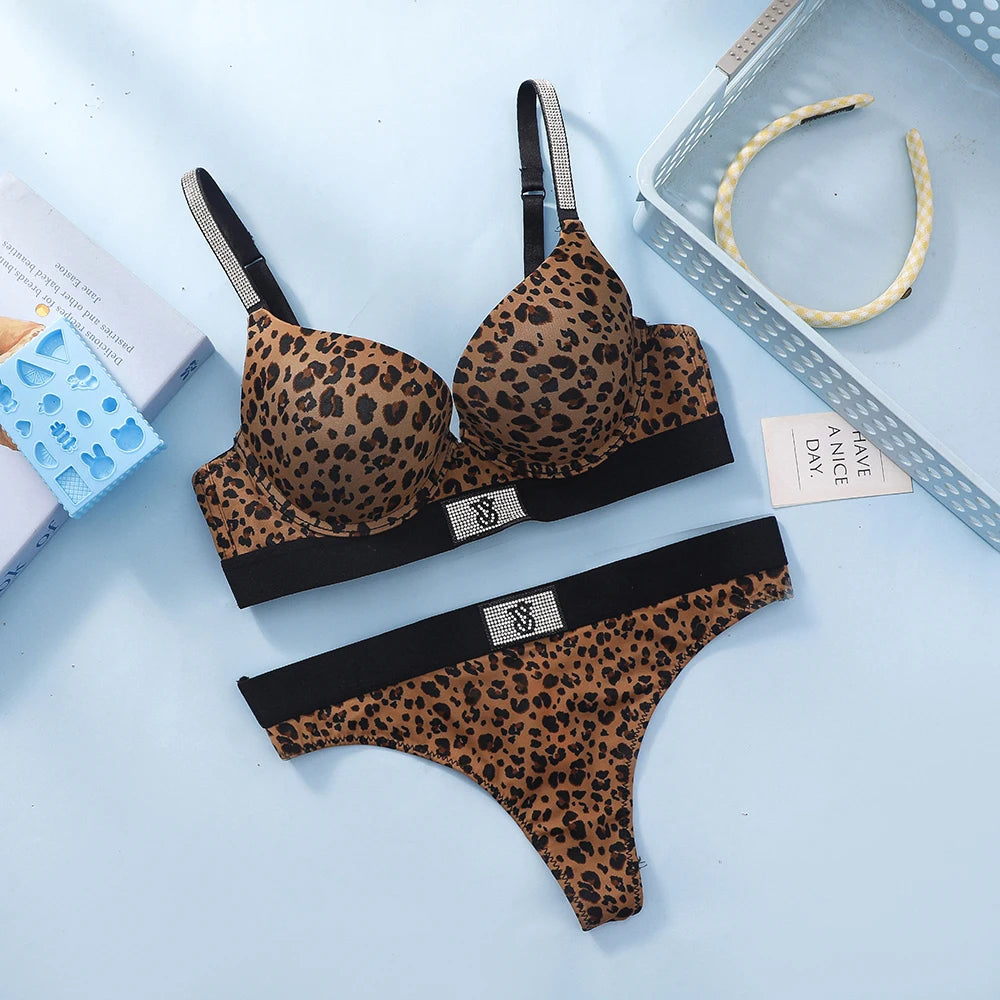 Women's Wireless Lace Bra & Panty Set – Comfortable Everyday Lingerie