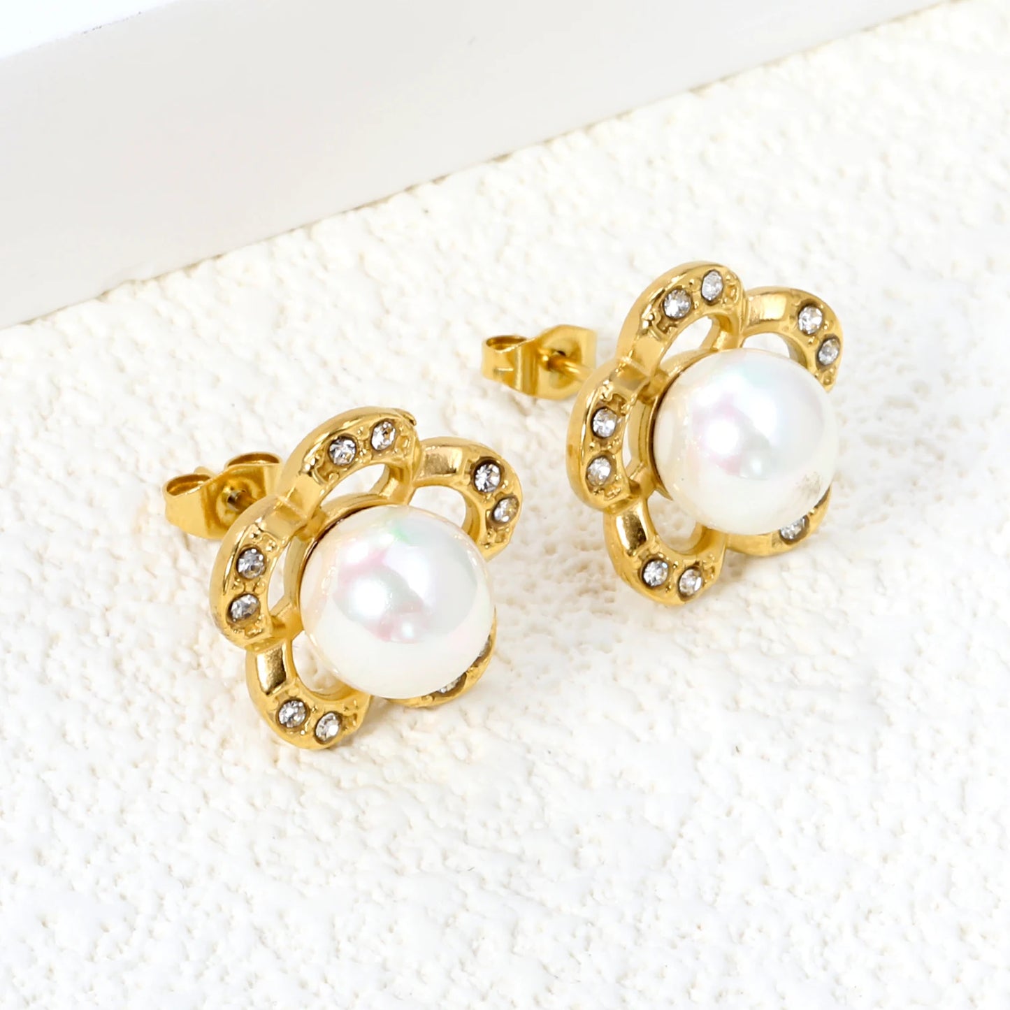 Large Geometric Stud Earrings – 18K Gold-Plated Stainless Steel Round Piercing Earrings for Women