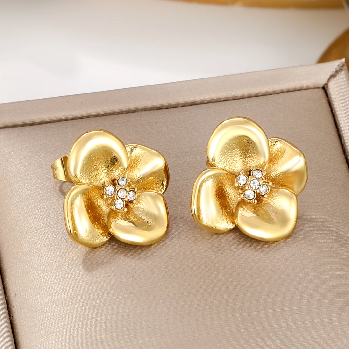 Fairy Flower Stud Earrings – 18K Gold-Plated Stainless Steel for Women