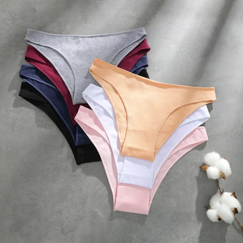 4-Pack Cotton Low-Rise Briefs – Soft Breathable Everyday Underwear for Women (M–2XL, 19 Color Sets)