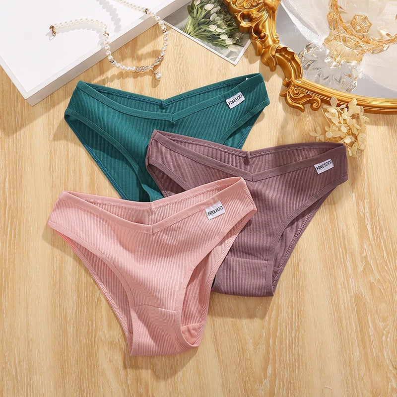 3-Pack Plus Size Cotton Brief Panties – Soft Low-Rise Everyday Underwear for Women (M–4XL, 18 Color Sets)