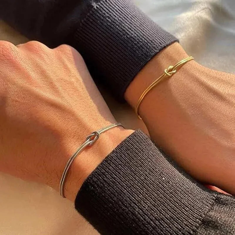 Cubic Heart Charm Bracelet – 18K Gold-Plated Stainless Steel Snake Chain for Women & Men