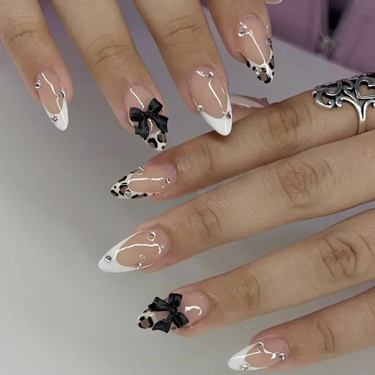 French Almond Press-On Nails – Leopard Print & 3D Bow Designs, 24 Pieces