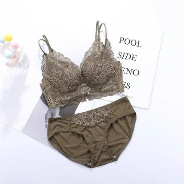 Women's Deep V Sexy Push Up Bra for Small Flat Chest | Ultra-Thick 3D Cup Lingerie with Gathered Back | Wire-Free Beaded Bra Set (32–38 / 70–85 AB)