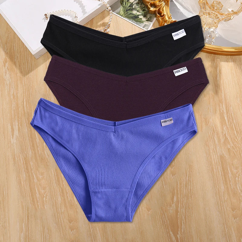 3-Pack Plus Size Cotton Brief Panties – Soft Low-Rise Everyday Underwear for Women (M–4XL, 18 Color Sets)