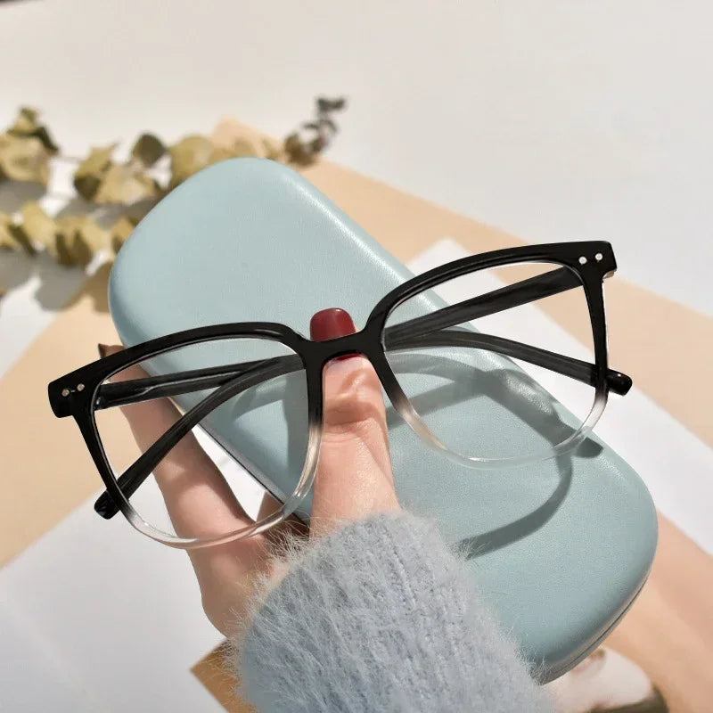 Oversized Retro Square Reading Glasses | +1.00 to +4.00