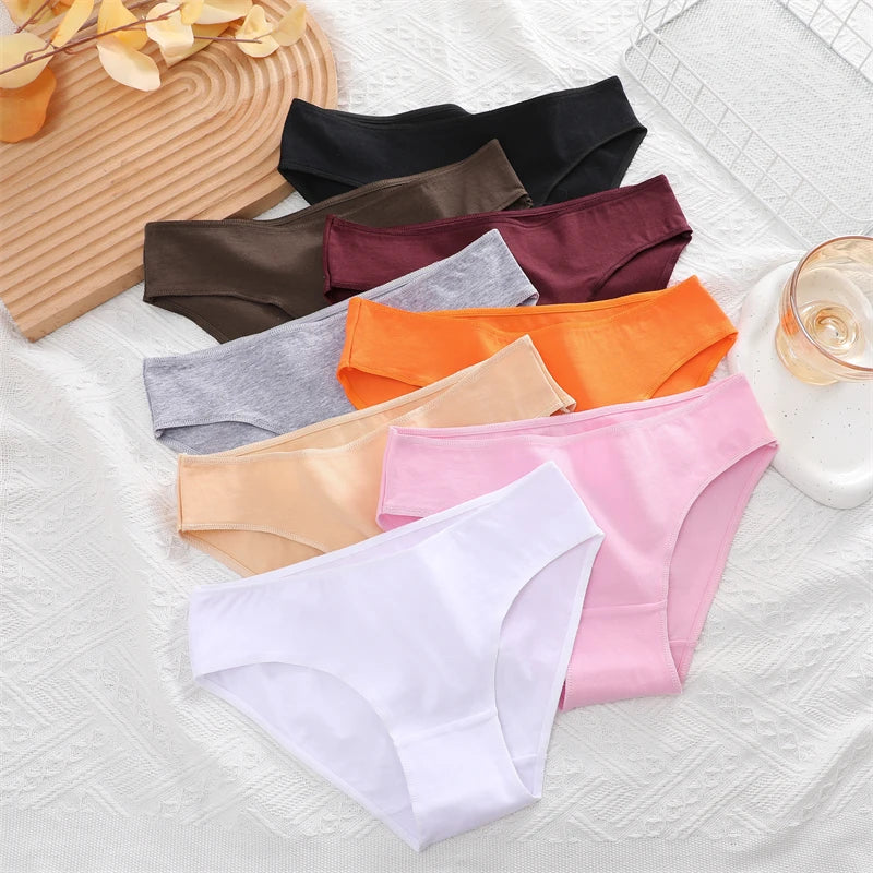 3-Pack Cotton Low-Rise Briefs – Breathable Lace-Trim Underwear for Women (S–XL, 20 Color Sets)