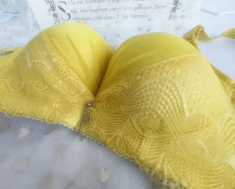 Women's 12CM Thick Padded Push Up Bra | Wide Side Wings No-Spill Wireless Bra for Small Chest (34–40)