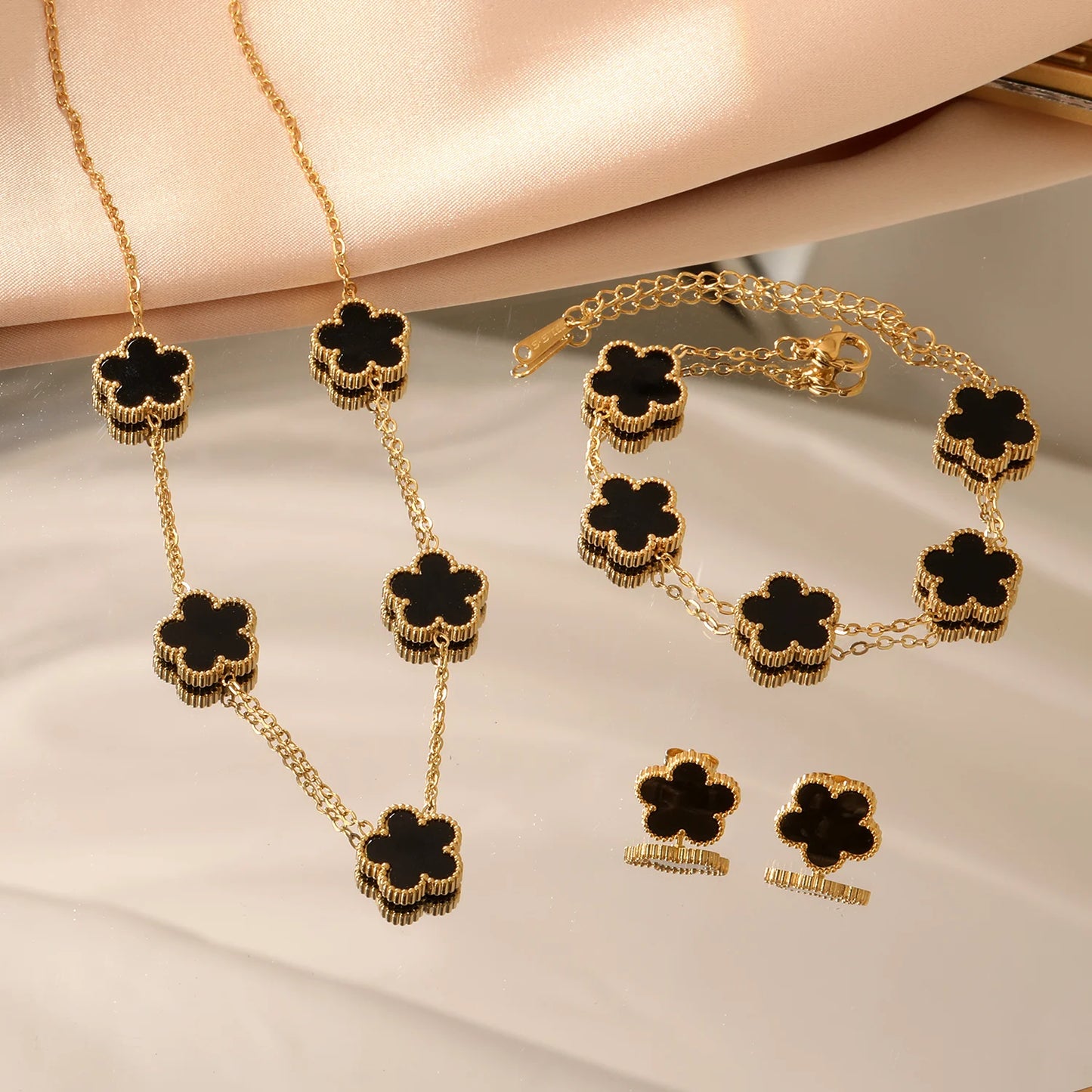 LUXUKISSKIDS Fashion Flower Necklace Earrings Set Jewelry Women Stainless Steel White Shell Clover Bracelet Jewelry Accessories