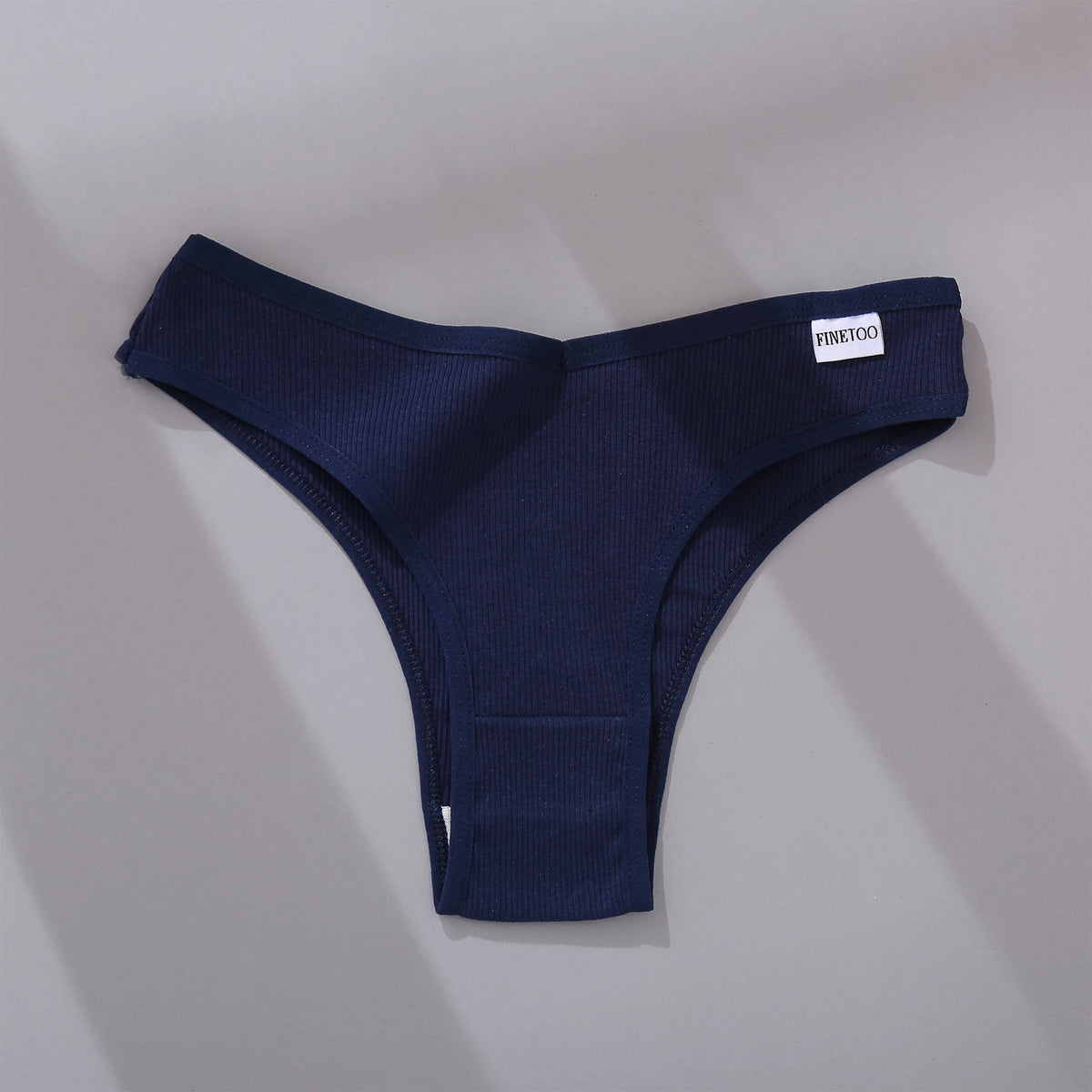 Seamless Cotton Brazilian Bikini Panties – Soft Low-Rise Underwear for Women (M–XL, 5 Colors)