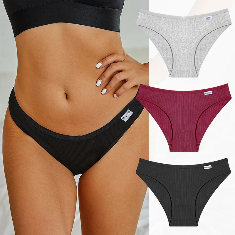 3-Pack Plus Size Cotton Brief Panties – Soft Breathable Low-Rise Underwear for Women (M–4XL, 11 Color Sets)