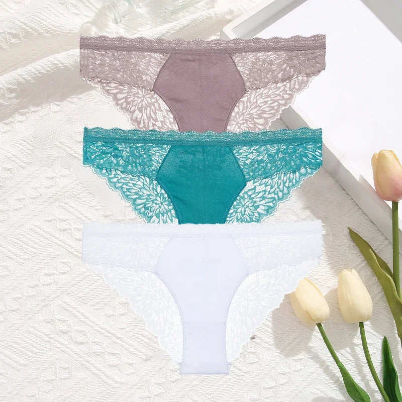 3-Pack Seamless Lace Hollow-Out Brief Panties – Soft Breathable Low-Rise Underwear for Women (S–XL, 20 Color Sets)