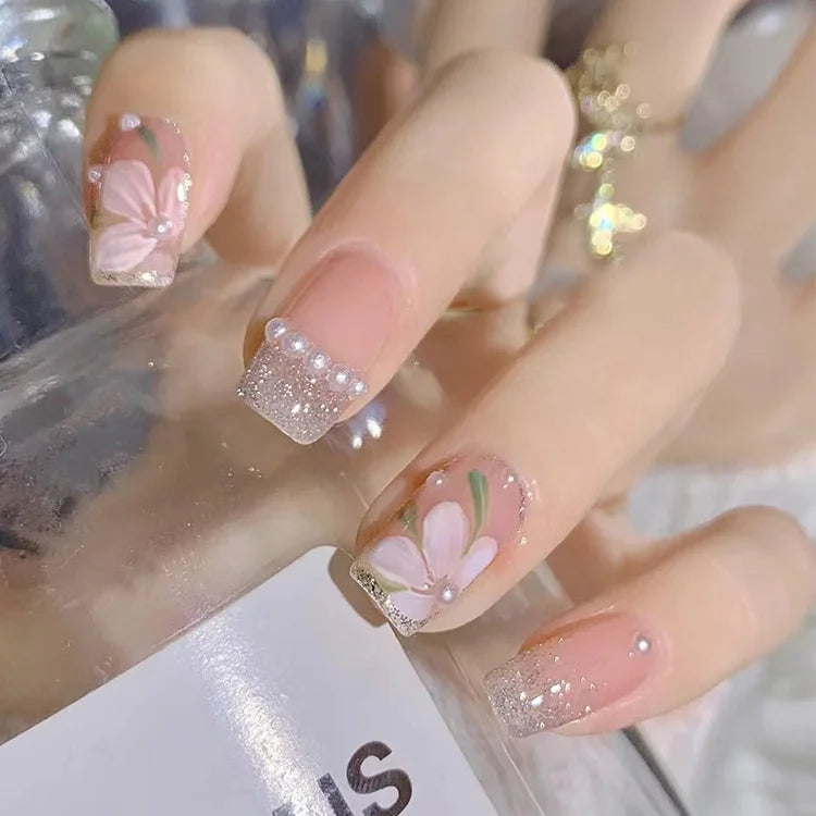 Short Press-On Nails - French Tip, Bow & Glitter Designs, 24 Pieces