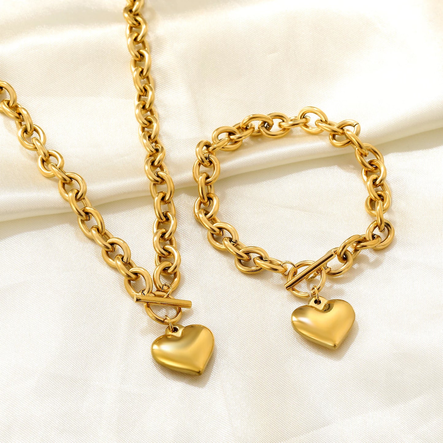Cubic Heart Jewelry Set – 18K Gold-Plated Stainless Steel Necklace & Bracelet for Women