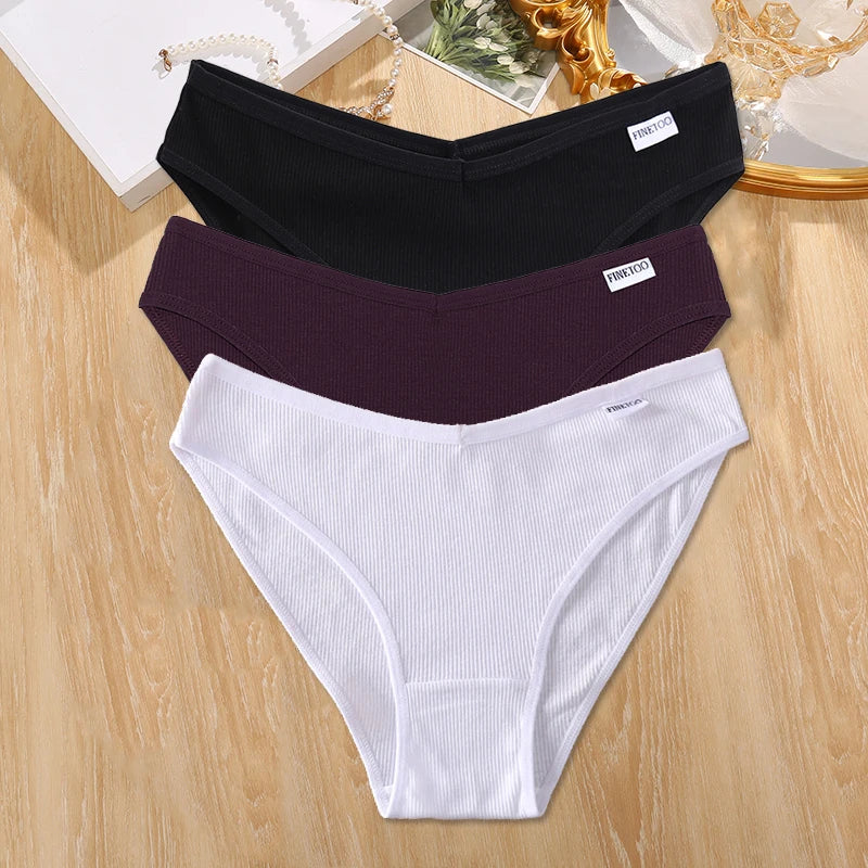 3-Pack Plus Size Cotton Brief Panties – Soft Low-Rise Everyday Underwear for Women (M–4XL, 18 Color Sets)