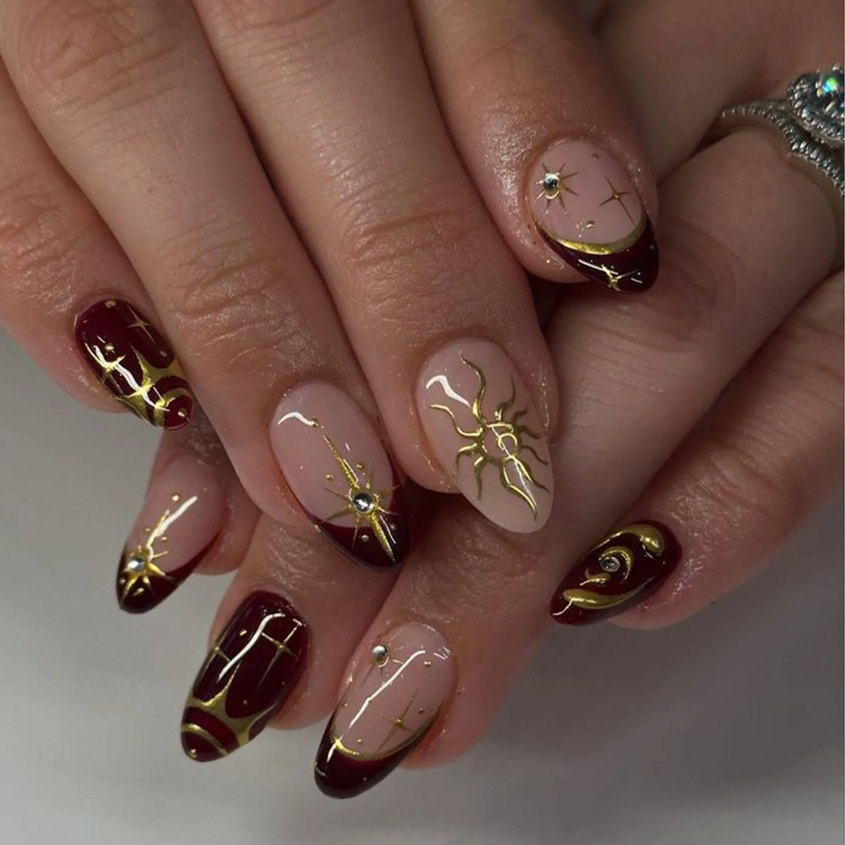 Pink Floral Press-On Nails – Almond Flower Designs, 24 Pieces
