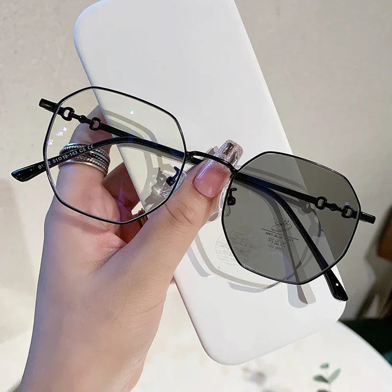 Photochromic Myopia Glasses | Rose Gold, Silver, Gold & Black