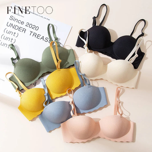 Seamless Push-Up Bralette — Wire-Free Padded Bra with Detachable Straps